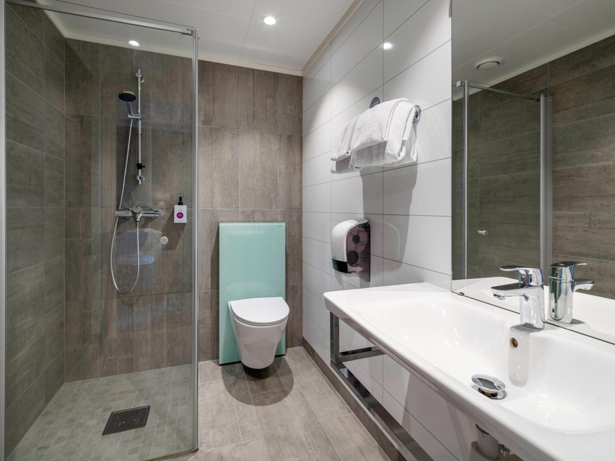 Comfort Hotel Finnsnes Zewnętrze zdjęcie